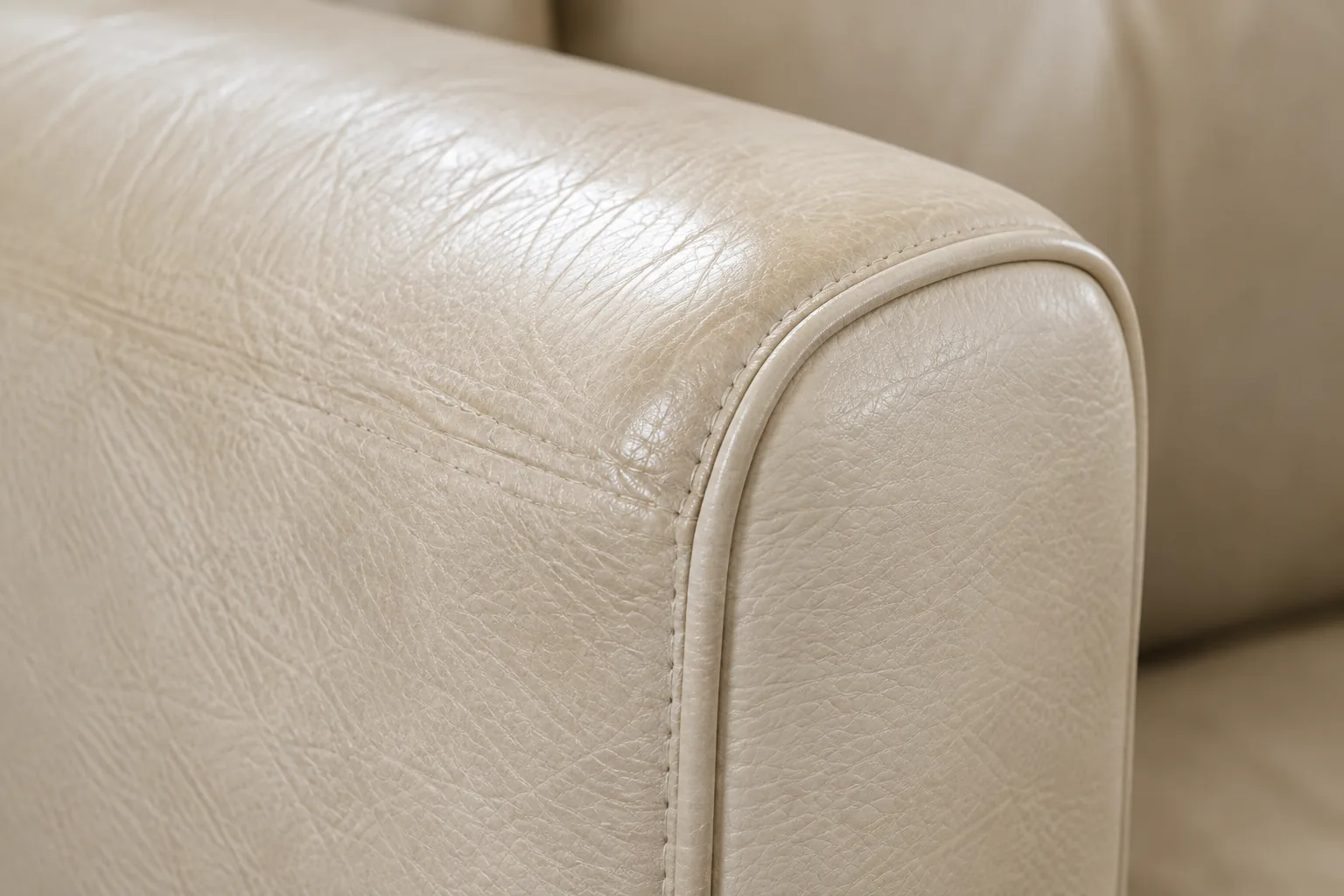 Cream leather arm color-matched