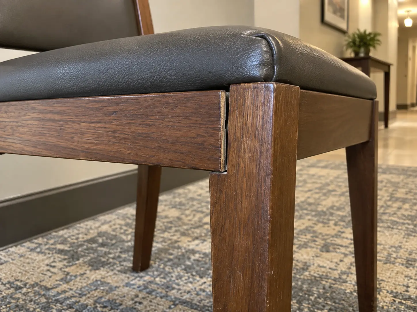 Gap opening at a chair leg joint