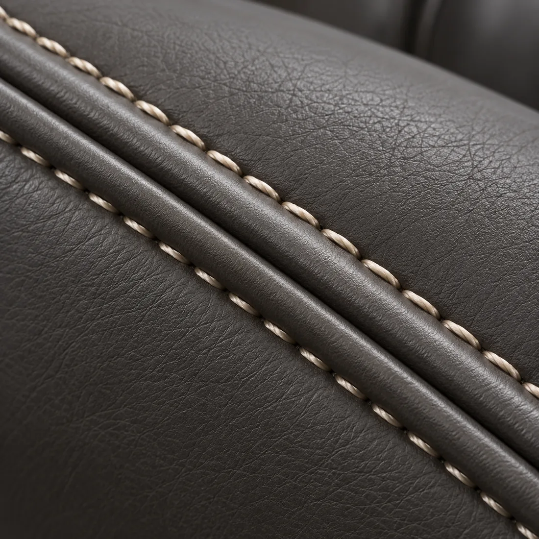 Double welt seam on a new leather cover